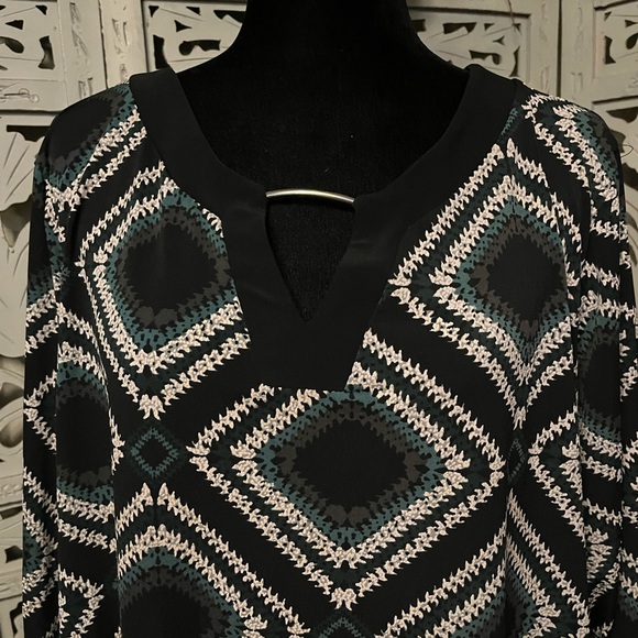 CATO EST.1946 DELIGHTFUL WHITE GREEN & BLACK DIAMOND & STITCHING DESIGN PLUS TOP - Picture 4 of 11